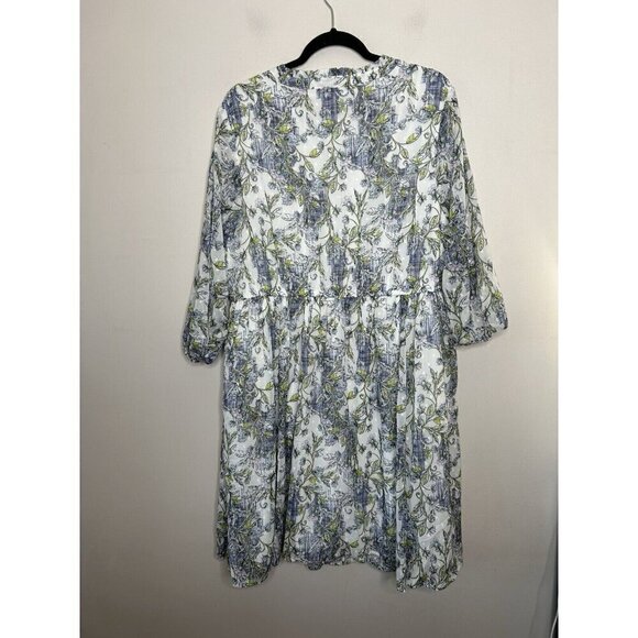 Torrid Mini Clip Dot Front Keyhole Dress White Long Sleeve Size 2 - Picture 6 of 9